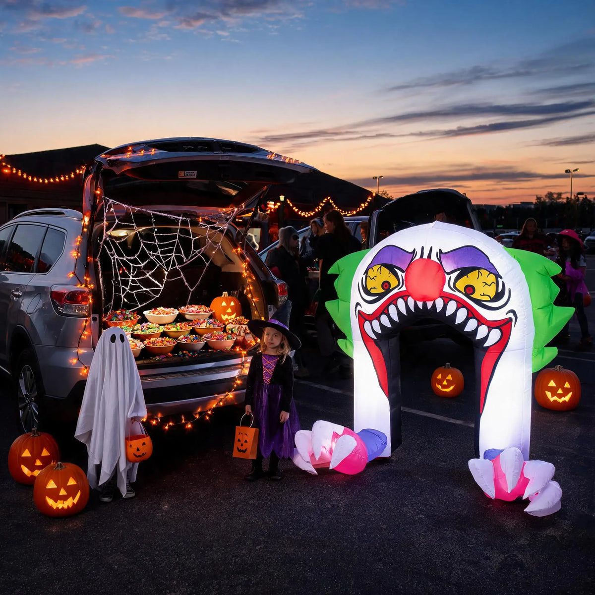 180cm LED Light Up Inflatable Halloween Clown Arch Scary Outdoor Yard Decoration for Lawn and Garden Weather Resistant Blow Up Holiday Party Spooky Night Display Prop Supplies Pet and Home Outlet